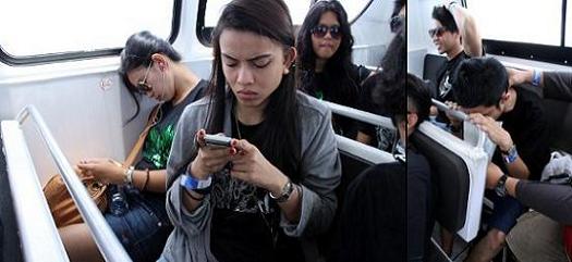 Kiat Atasi Mabuk Laut Kapal bahari merupakan alternatif transportasi pulang kampung untuk mereka yang akan bepergian antar Kiat Atasi Mabuk Laut